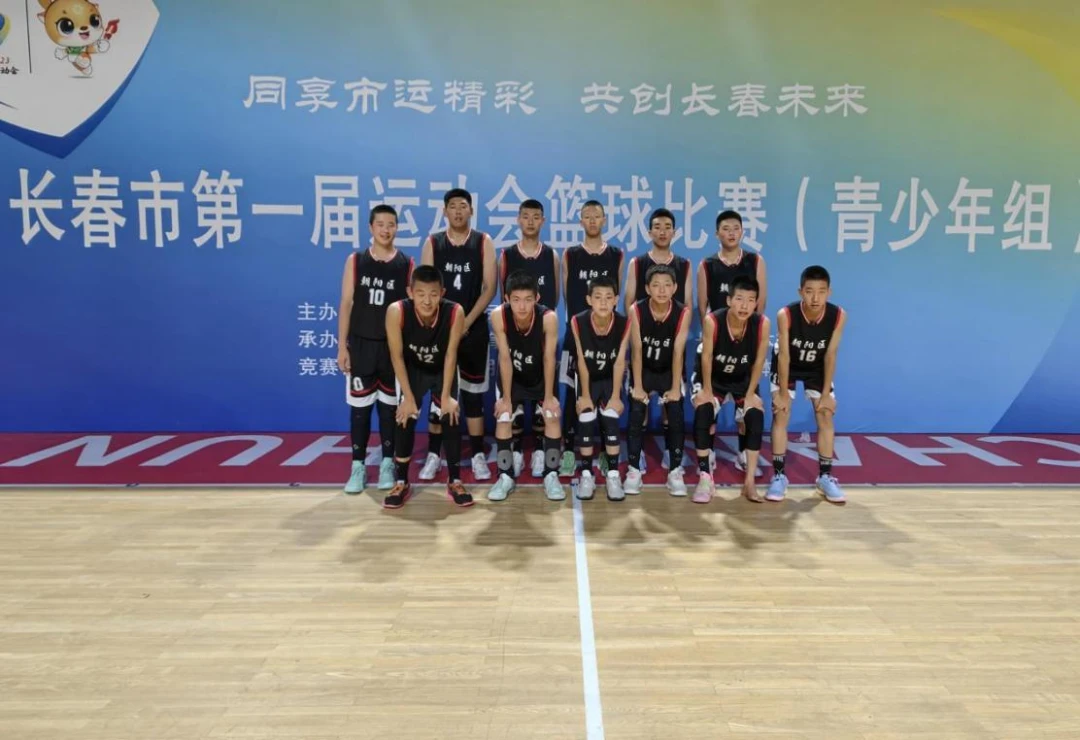 为什么大前锋在比赛中需要特别的体能训练?_1